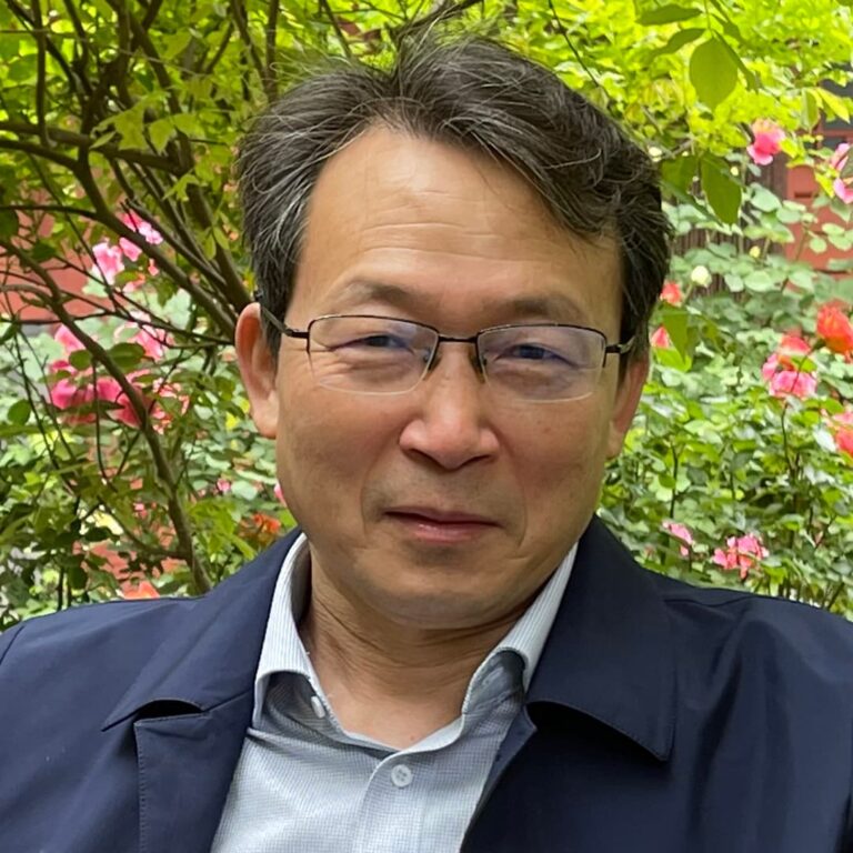 Lǐ Ěr 李洱